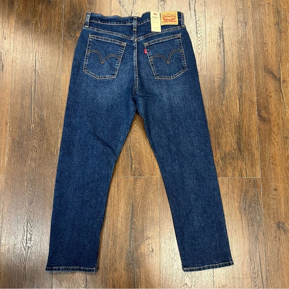 NWT Levi's® Premium WEDGIE STRAIGHT FIT WOMEN'S JEANS‎ SZ 32/14 x-short - Picture 7 of 10